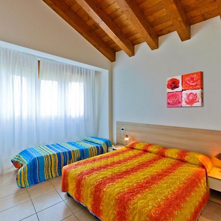 Residence Roberta Caorle Buitenkant foto